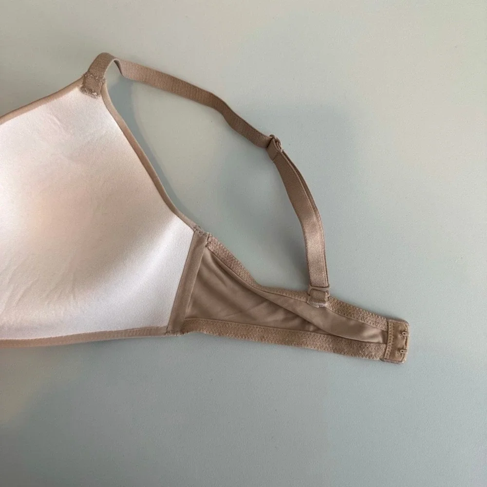 Victoria's Secret PINK Wear Everywhere Wireless Bra 36D Nude‎ Tan Lightly Lined